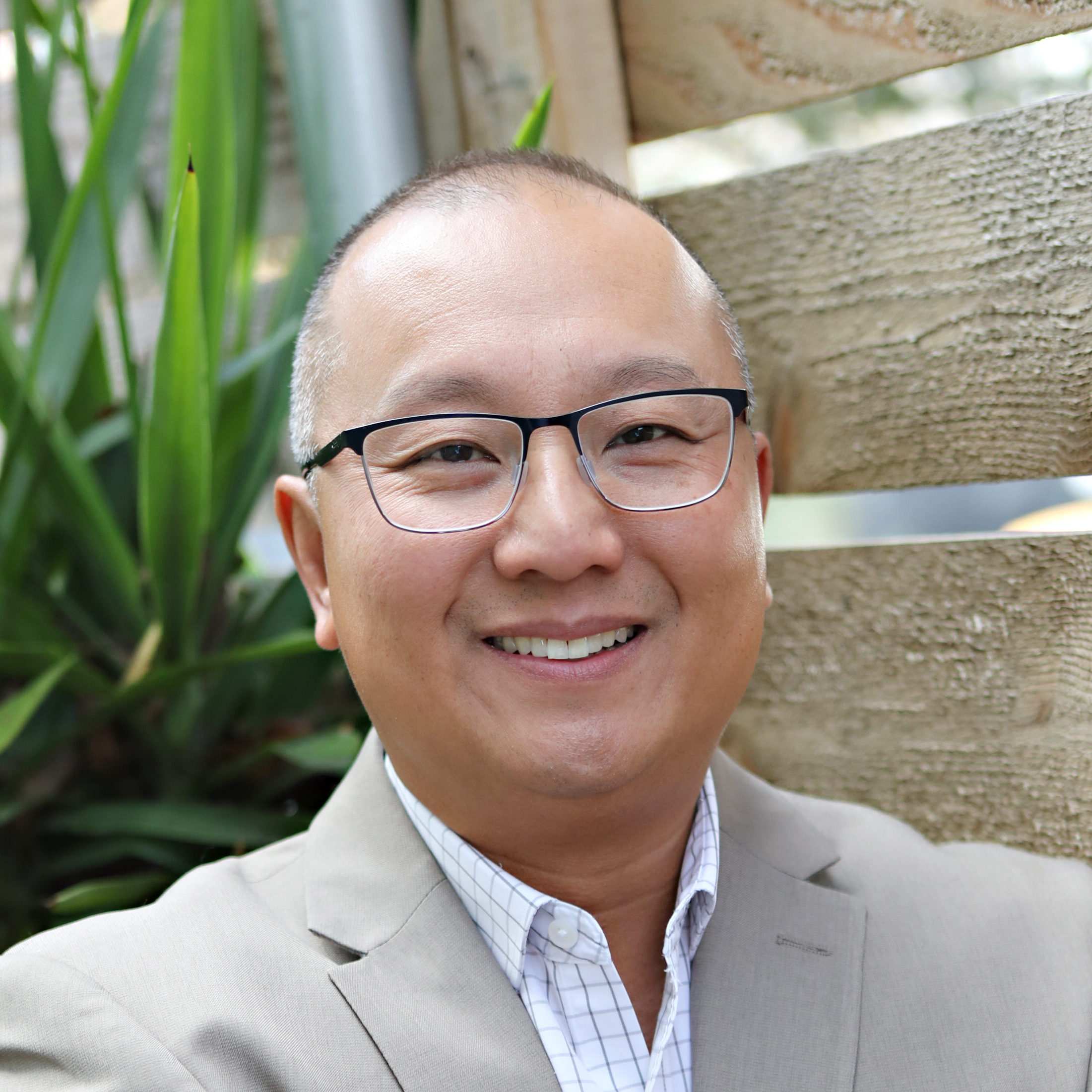 Yuen Yung, Founding Partner
